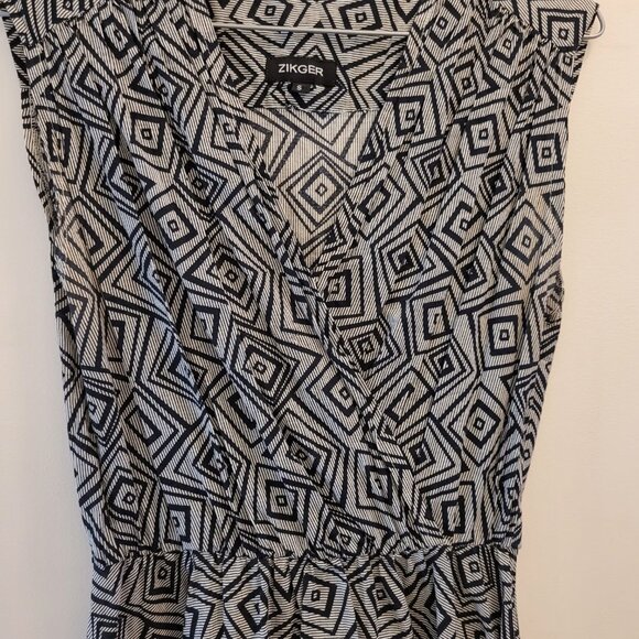 Zikger Dress/ Knee-Length/ Geometric Print/ A-Line/ Size S (fits larger) - Picture 6 of 9